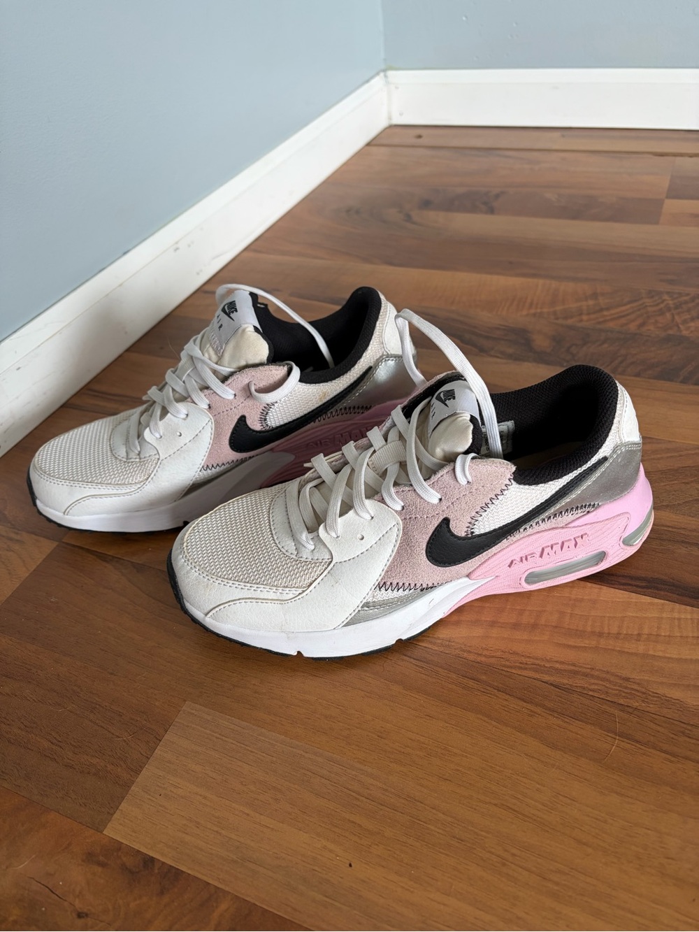 Nike White Pink & Black Women's Air Max Sneakers